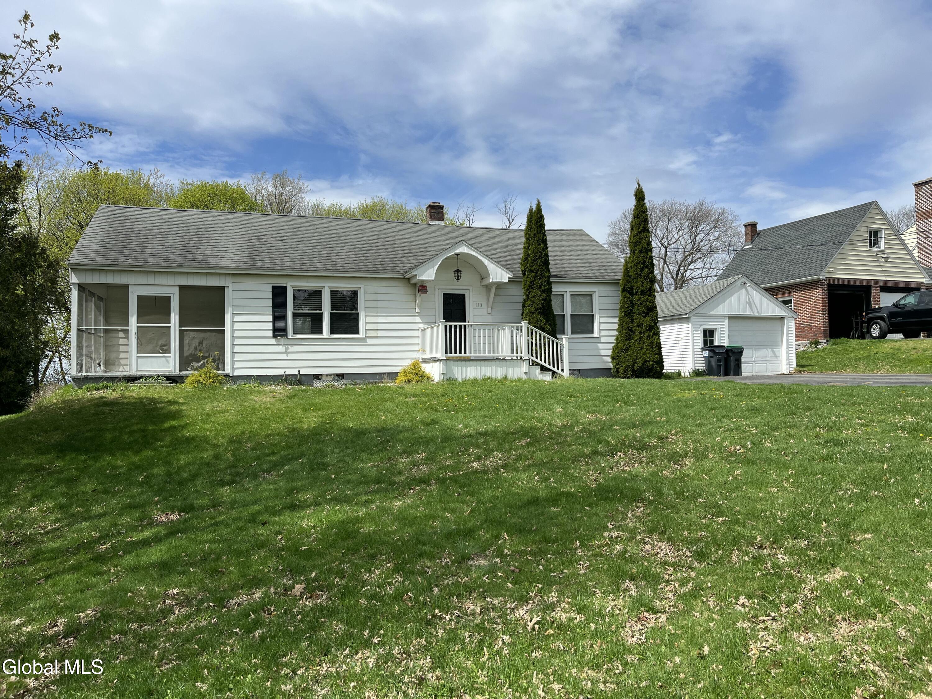 113 Valley View Avenue Troy, NY 12182 - Photo 2 of 12 IMG_0217
