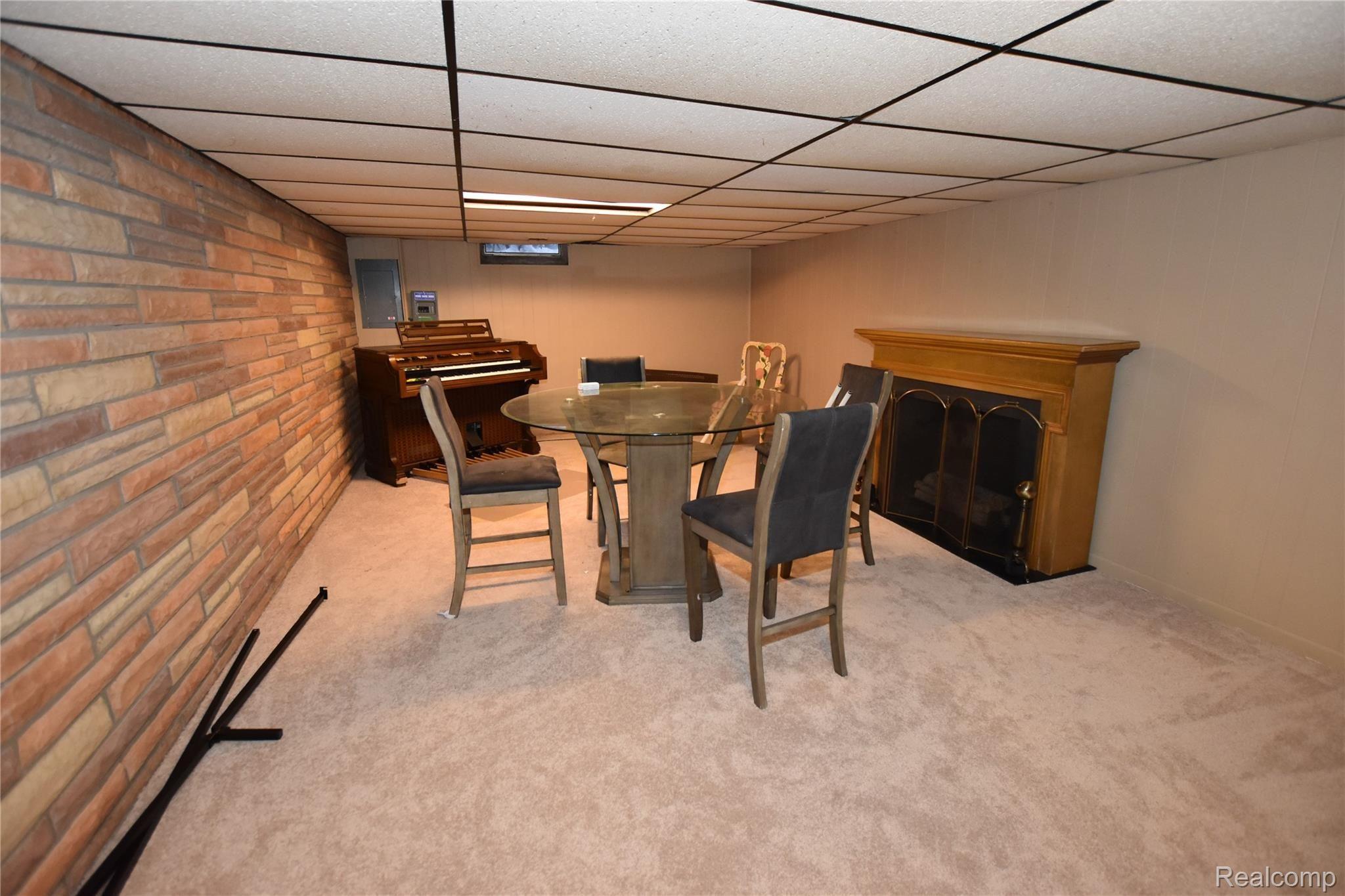 2445 Warner Road Flushing, MI 48433 - Photo 22 of 26 Finished basement
