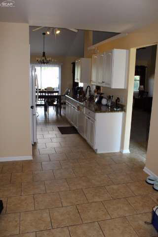 15467 Seymour Road Linden, MI 48451 - Photo 16 of 61 21200020-15.JPG