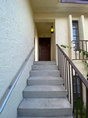 a view of entryway and hall