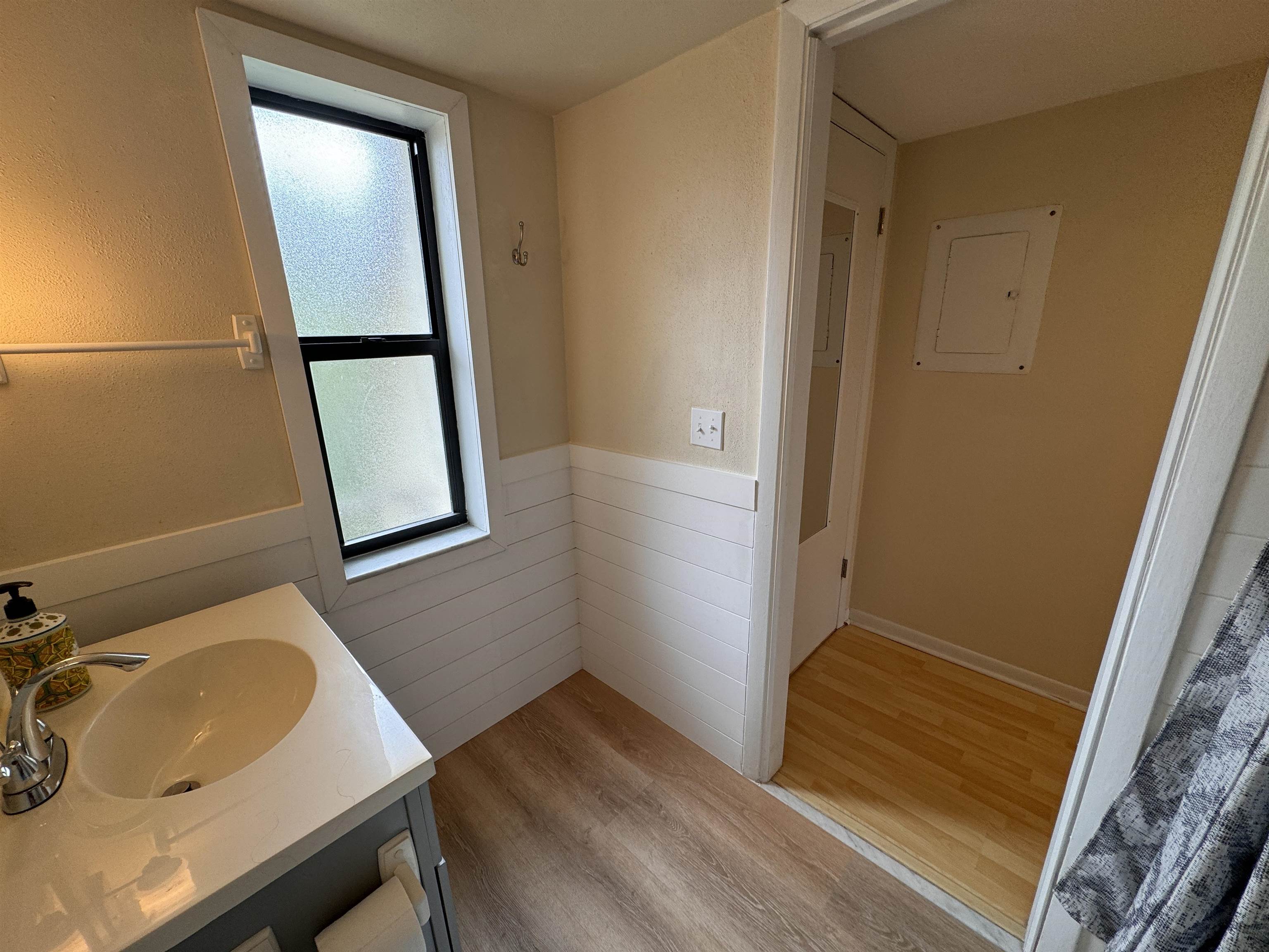 600 Domenico Circle, Unit C16 St. Augustine, FL 32086 - Photo 8 of 23 a bathroom with a sink and a mirror