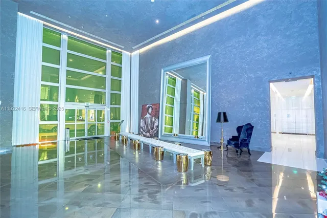 $9,500 | 495 Brickell Avenue, Unit 2301, Miami, FL 33131