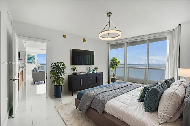 $8,999 | 495 Brickell Avenue, Unit 2301, Miami, FL 33131