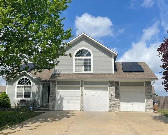 $385,000 | 428 Madison Creek Drive, Raymore, MO 64083