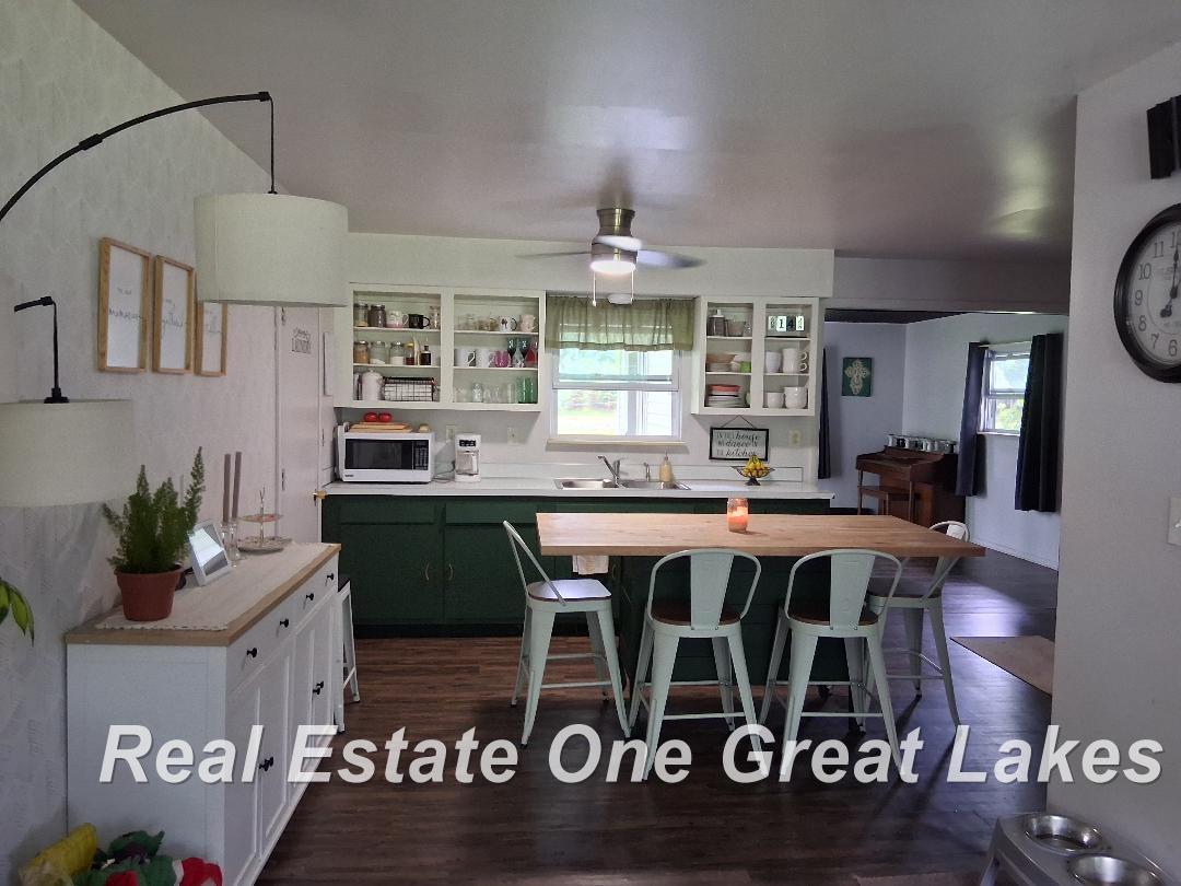 11315 Wahl Road St. Charles, MI 48655 - Photo 6 of 12