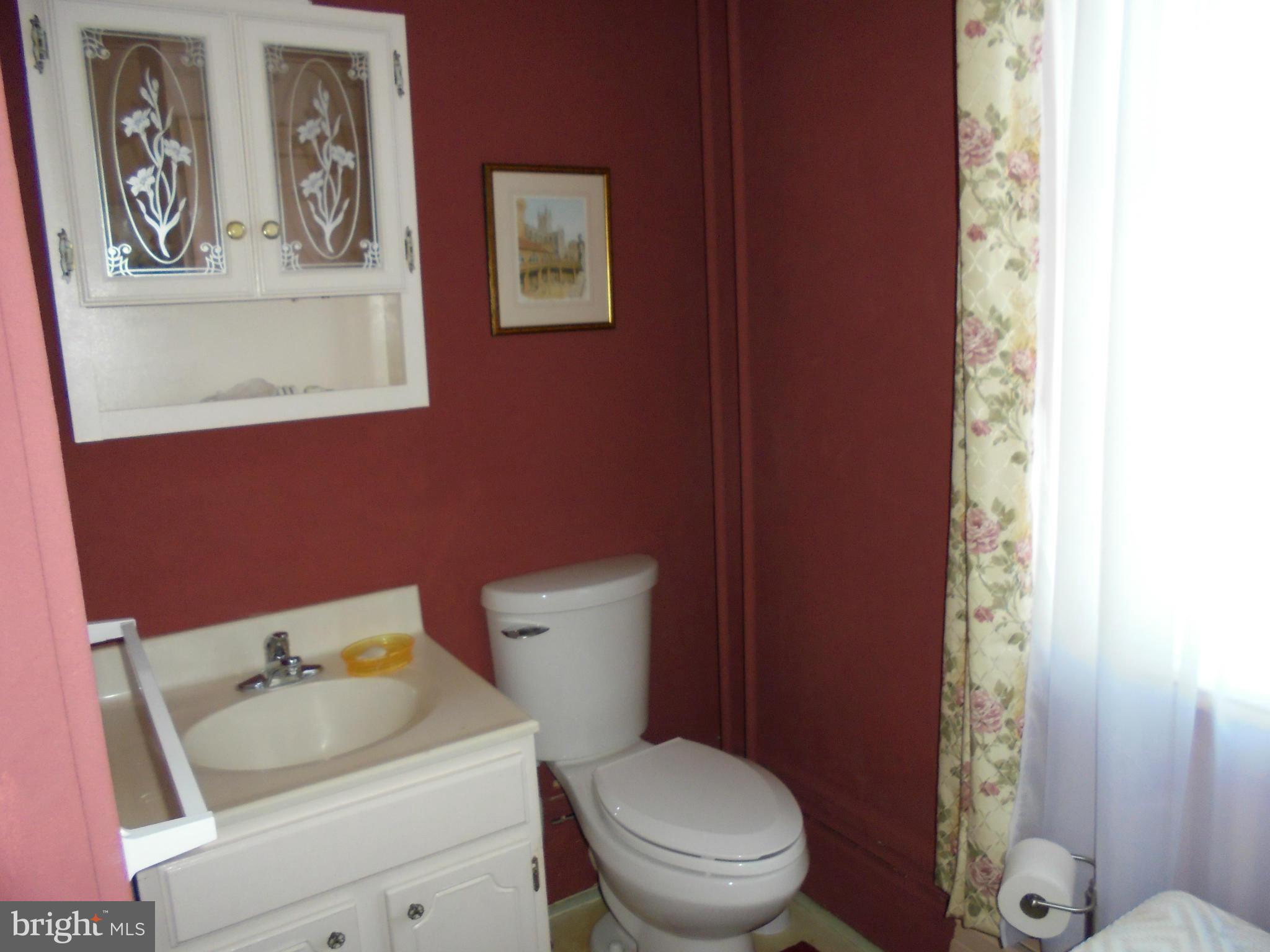 815 Braddock Road Cumberland, MD 21502 - Photo 14 of 21 Bath