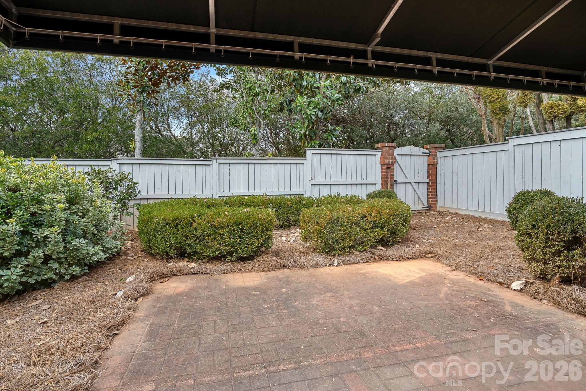 221 Sloane Square Way Charlotte, NC 28211 - Photo 26 of 30