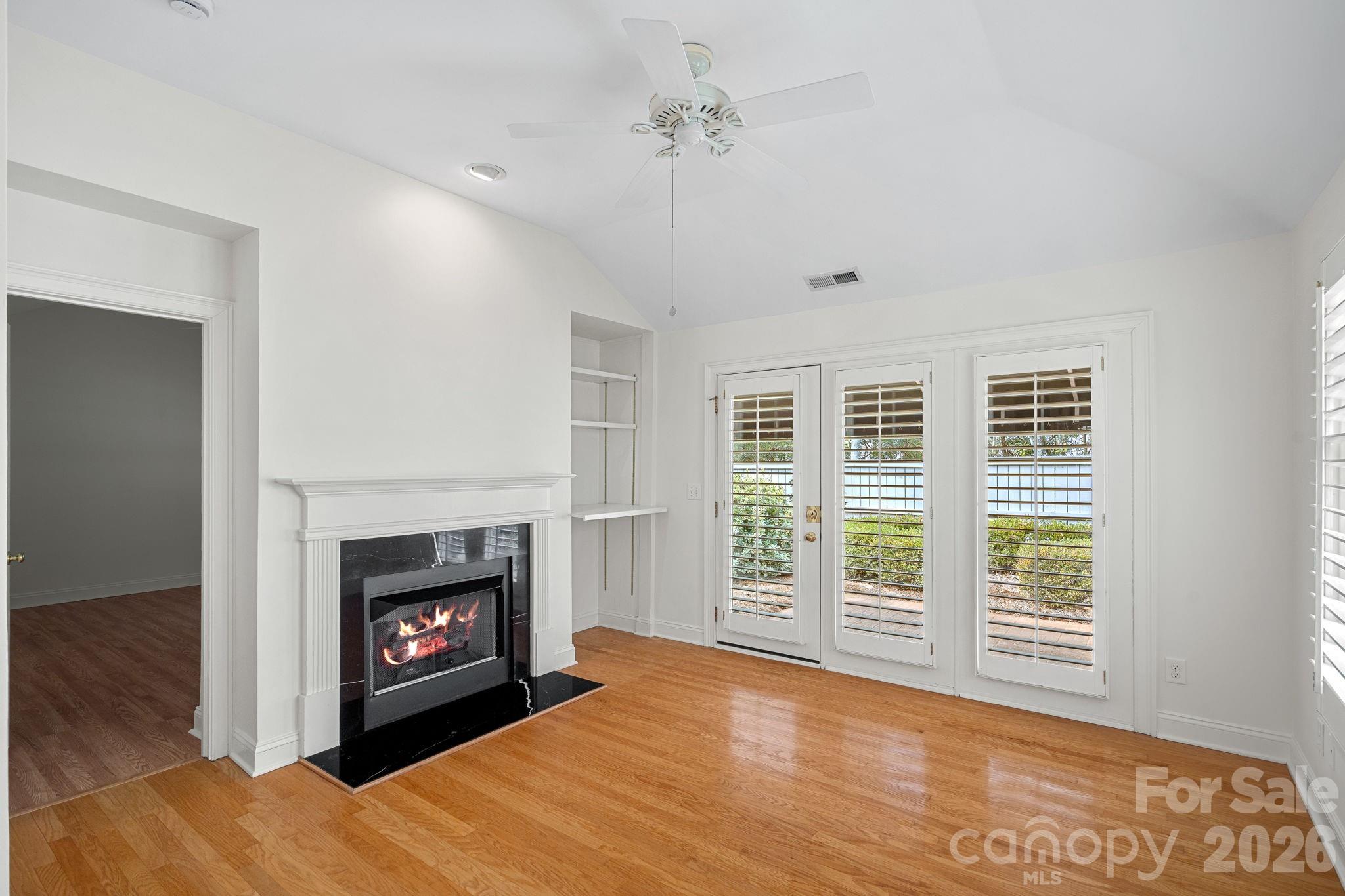 221 Sloane Square Way Charlotte, NC 28211 - Photo 10 of 30