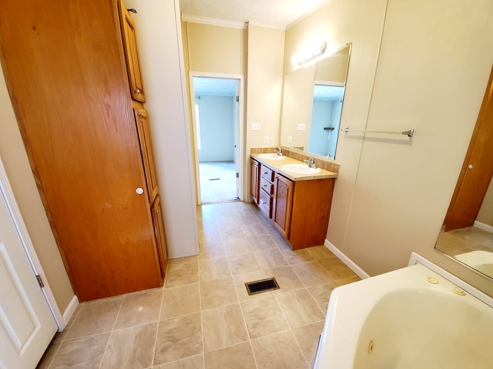 500 Shannons Branch Road Cedar Bluff, VA 24609 - Photo 45 of 49 Gallery Image 45