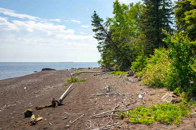 $1,100,000 | 3818 Manitoo Trail, Grand Marais, MN 55604