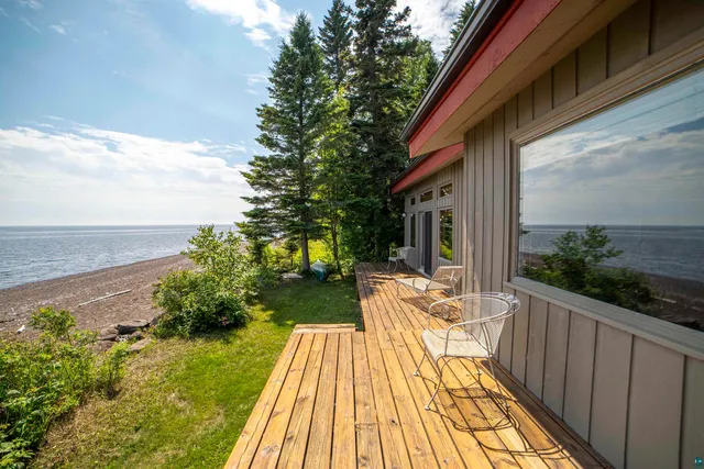 $1,100,000 | 3818 Manitoo Trail, Grand Marais, MN 55604