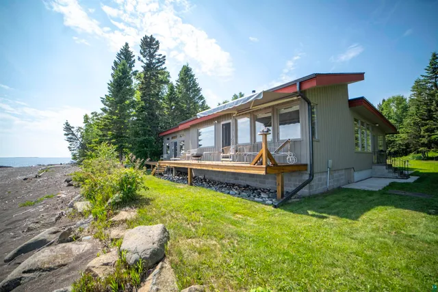 $1,100,000 | 3818 Manitoo Trail, Grand Marais, MN 55604