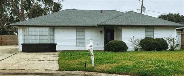 $295,000 | 336 River Point Drive, Destrehan, LA 70047