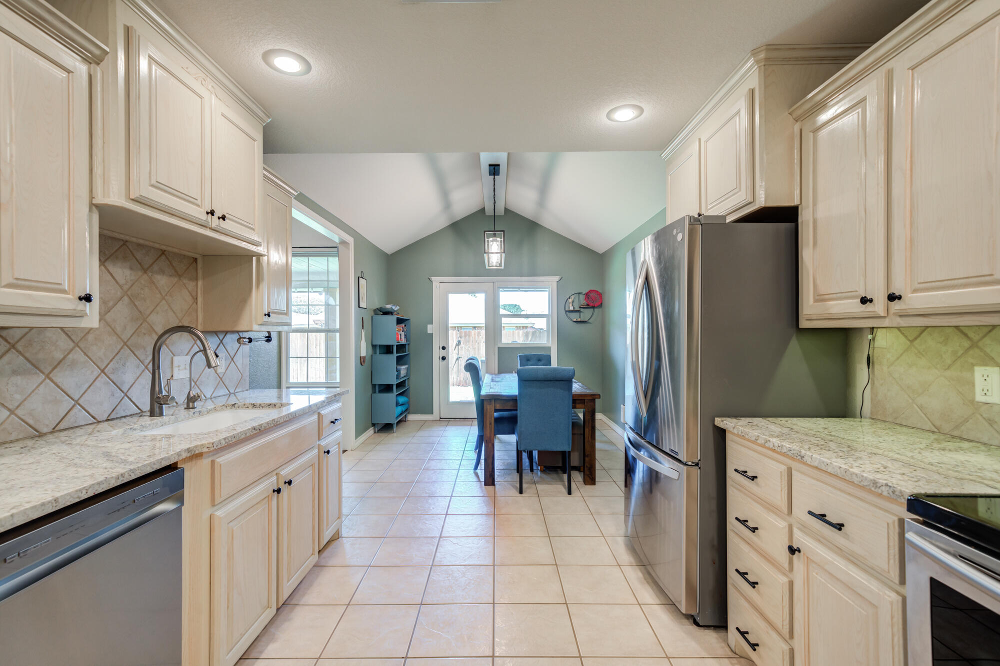 3004 104th Street Lubbock, TX 79423 - Photo 17 of 34 DSC02937_38_39_40_41
