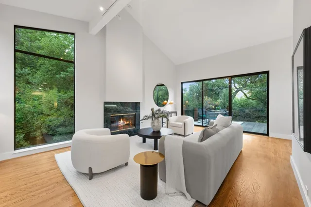 $3,499,000 | 21 Valley Oak Street, Portola Valley, CA 94028