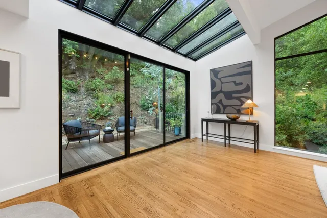 $3,499,000 | 21 Valley Oak Street, Portola Valley, CA 94028