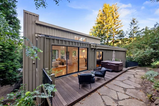 $3,499,000 | 21 Valley Oak Street, Portola Valley, CA 94028