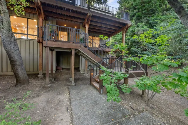 $3,499,000 | 21 Valley Oak Street, Portola Valley, CA 94028