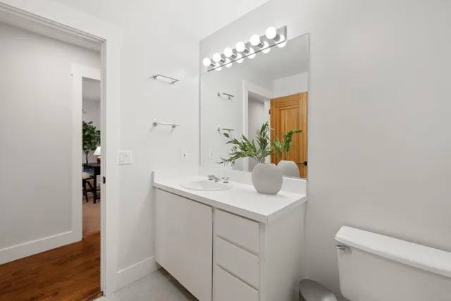 $3,499,000 | 21 Valley Oak Street, Portola Valley, CA 94028