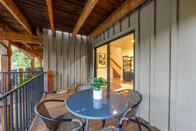 $3,499,000 | 21 Valley Oak Street, Portola Valley, CA 94028