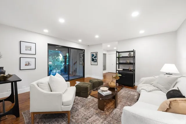 $3,499,000 | 21 Valley Oak Street, Portola Valley, CA 94028