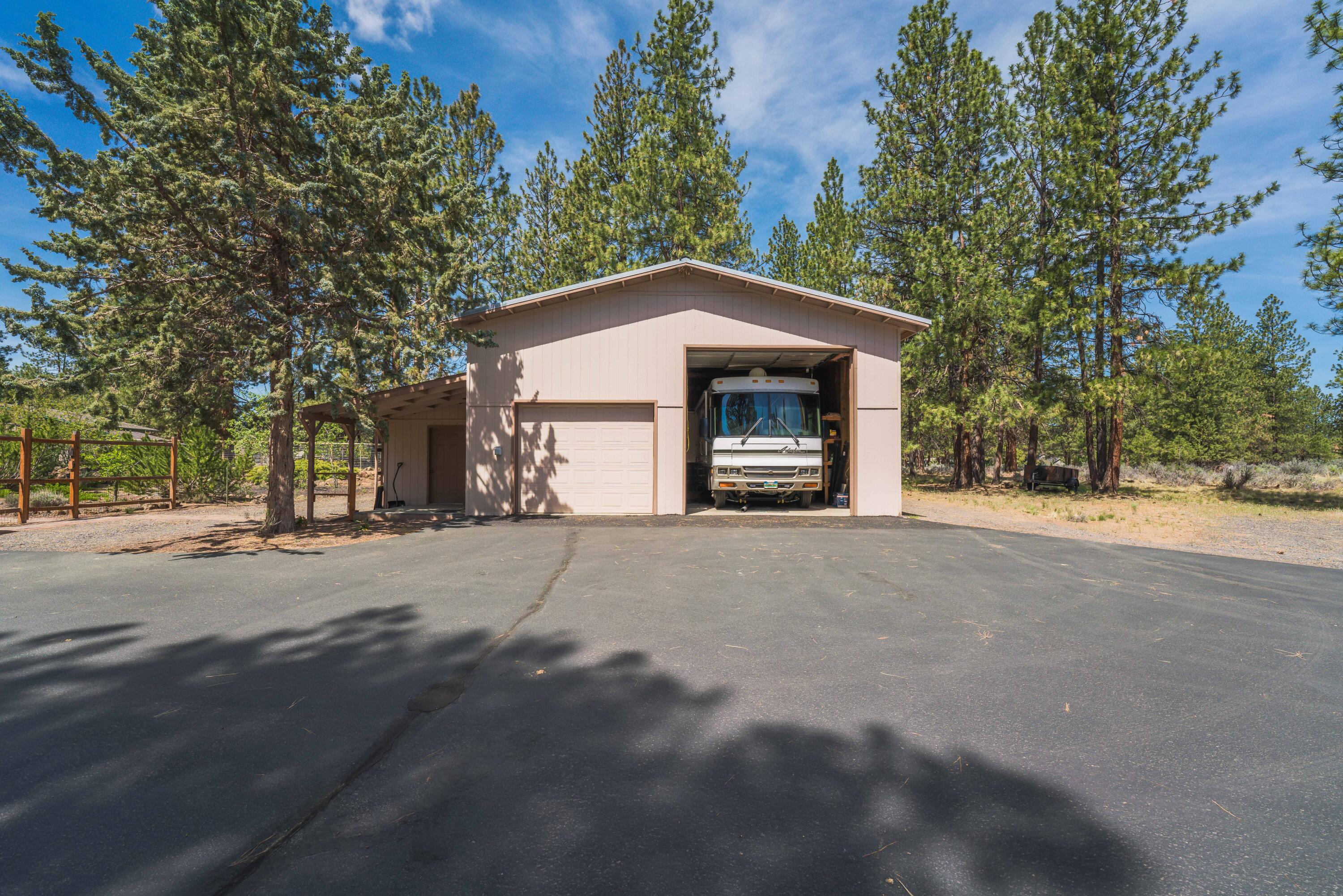 20609 Windy Ridge Road Bend, OR 97702 - Photo 64 of 69 Windy Ridge-54
