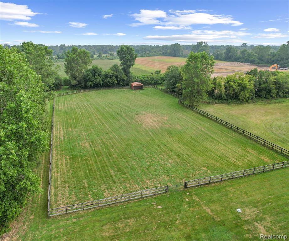 48196 Martz Road Belleville, MI 48111 - Photo 46 of 61