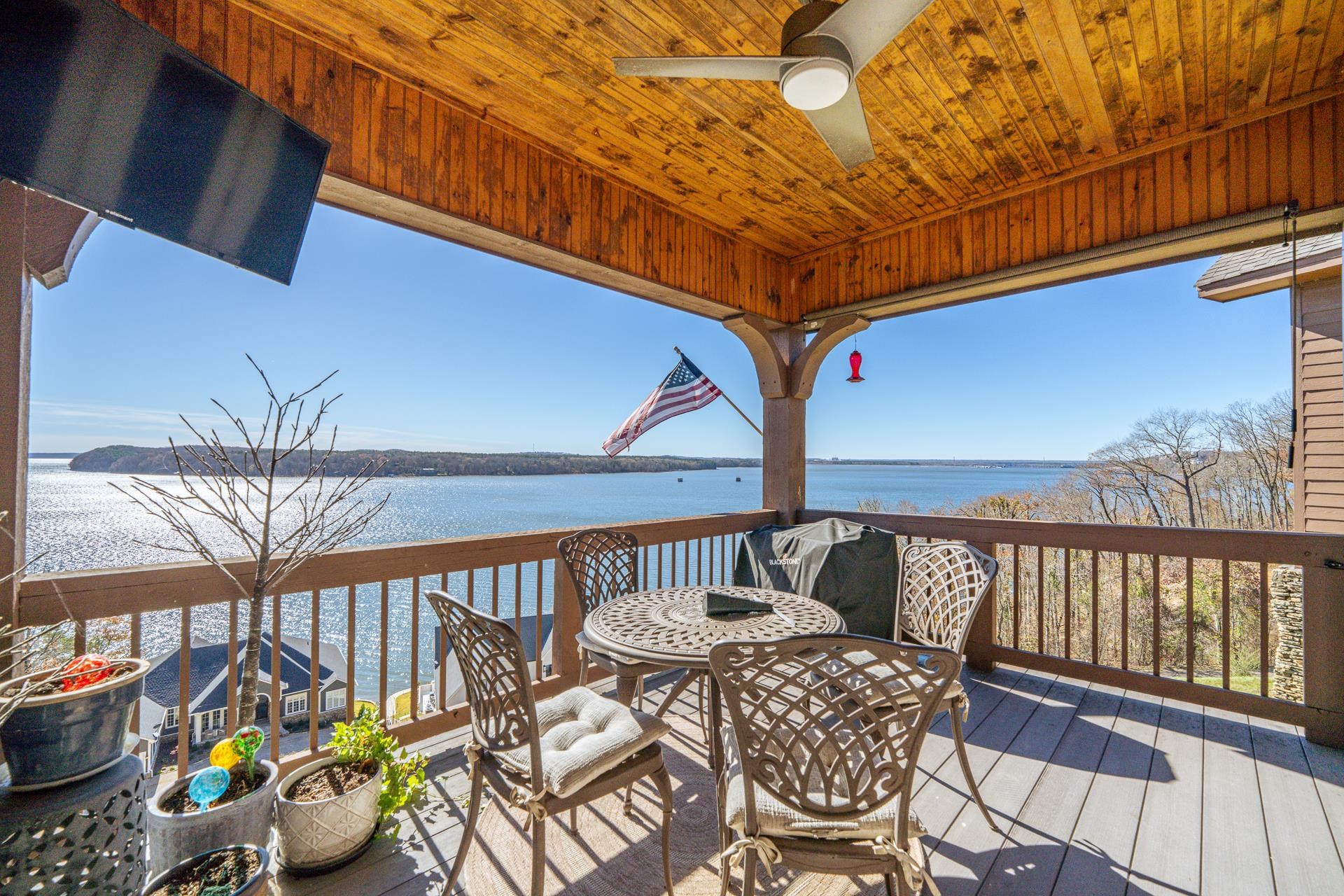 75 C Oasis Lane Savannah, TN 38372 - Photo 18 of 38 a view of a balcony with furniture