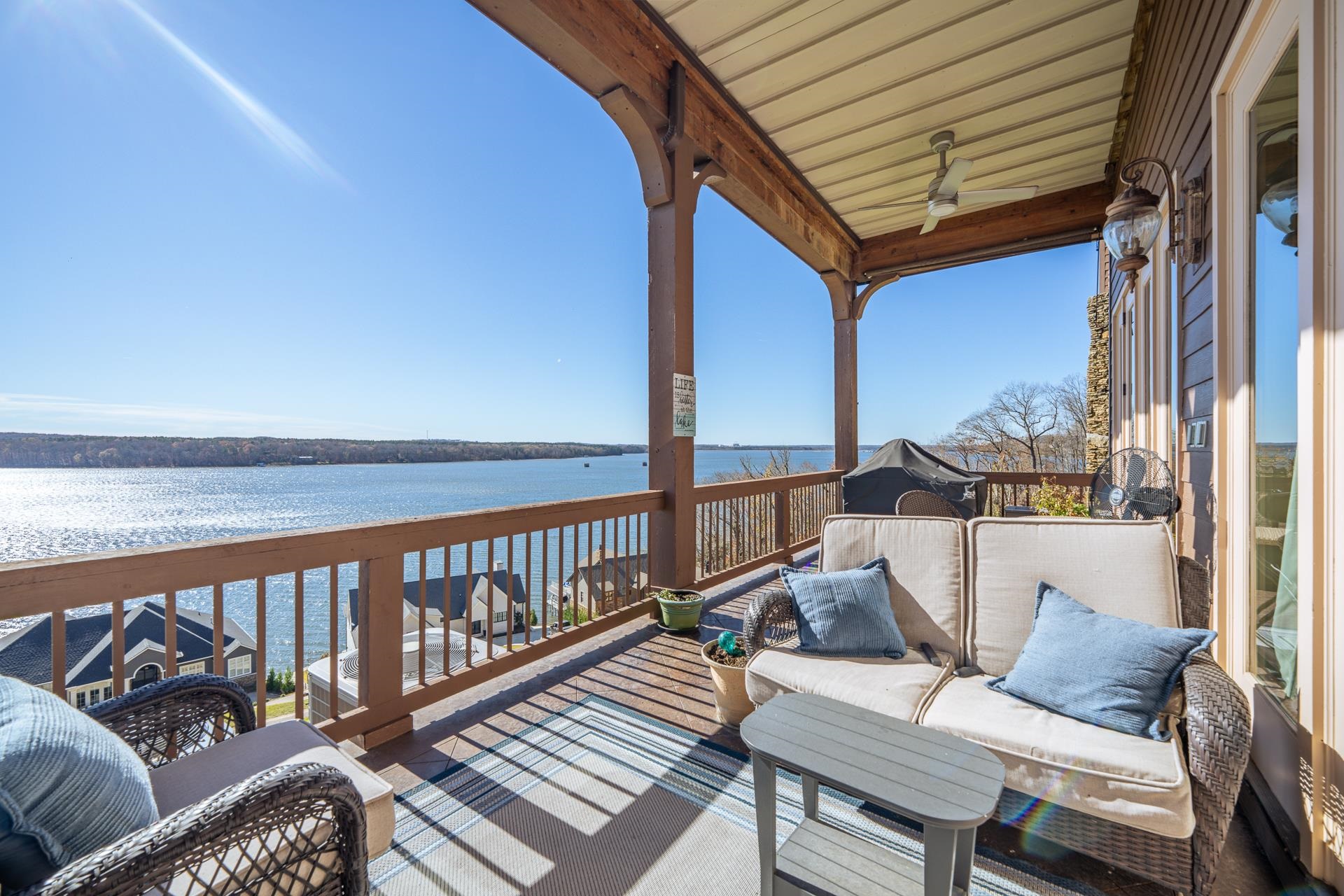 75 C Oasis Lane Savannah, TN 38372 - Photo 32 of 38 a view of a balcony with furniture