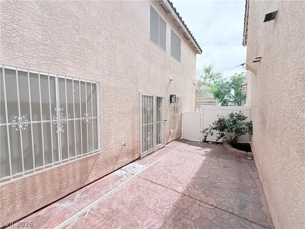 $1,963 | 7290 Linaria Road, Las Vegas, NV 89113