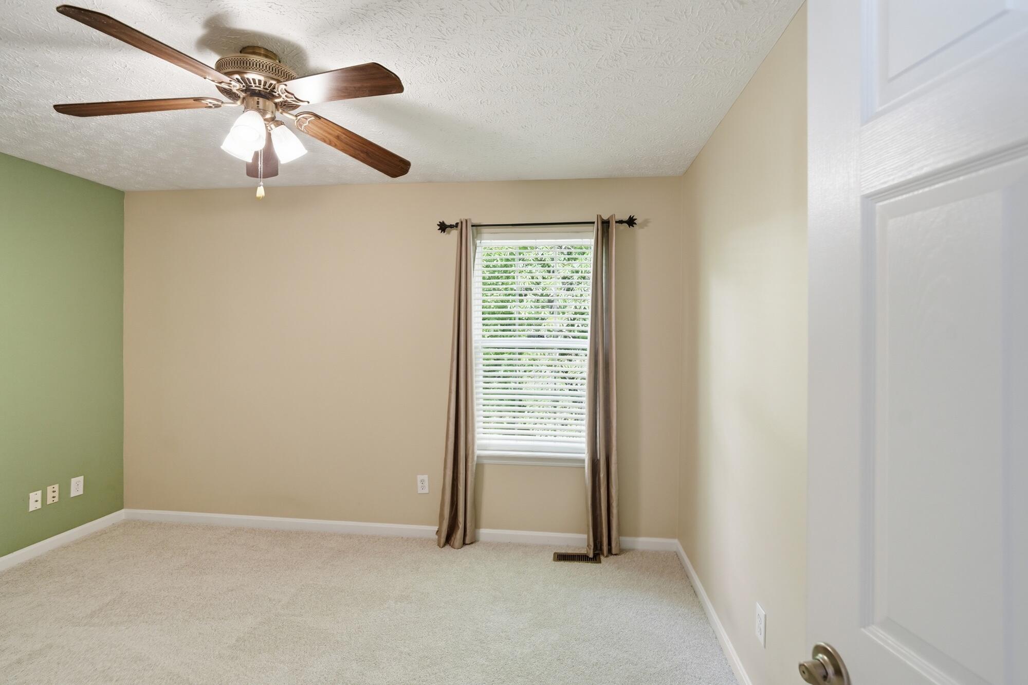 2016 Gribble Drive Covington, KY 41017 - Photo 17 of 45