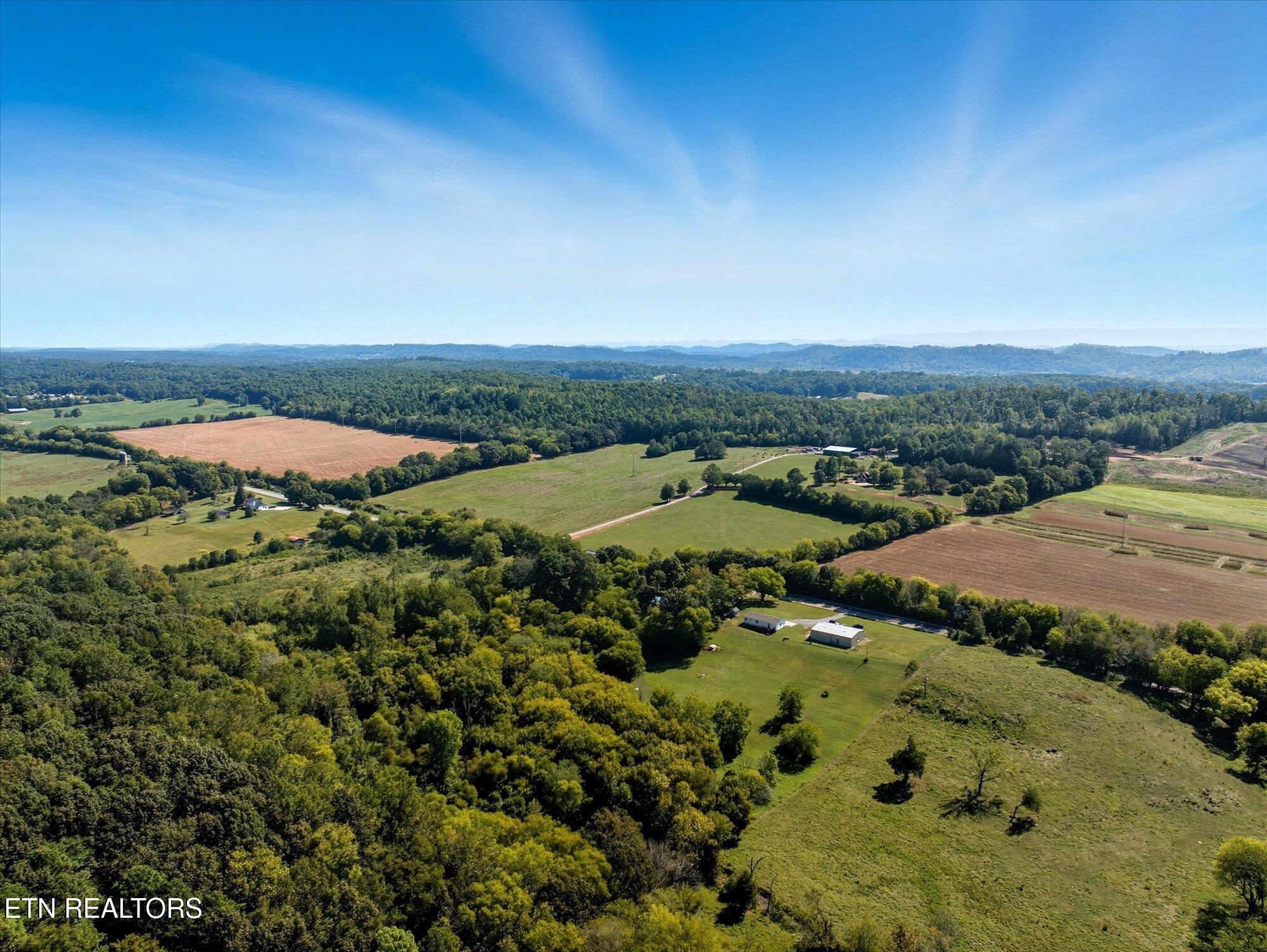 4150 Highway 11s Riceville Tn 37370 Riceville, TN 37370 - Photo 32 of 37 32-4150-US-11-Riceville-TN-32