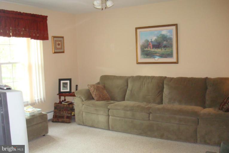 11596 La Plata Road La Plata, MD 20646 - Photo 18 of 30 Family Room