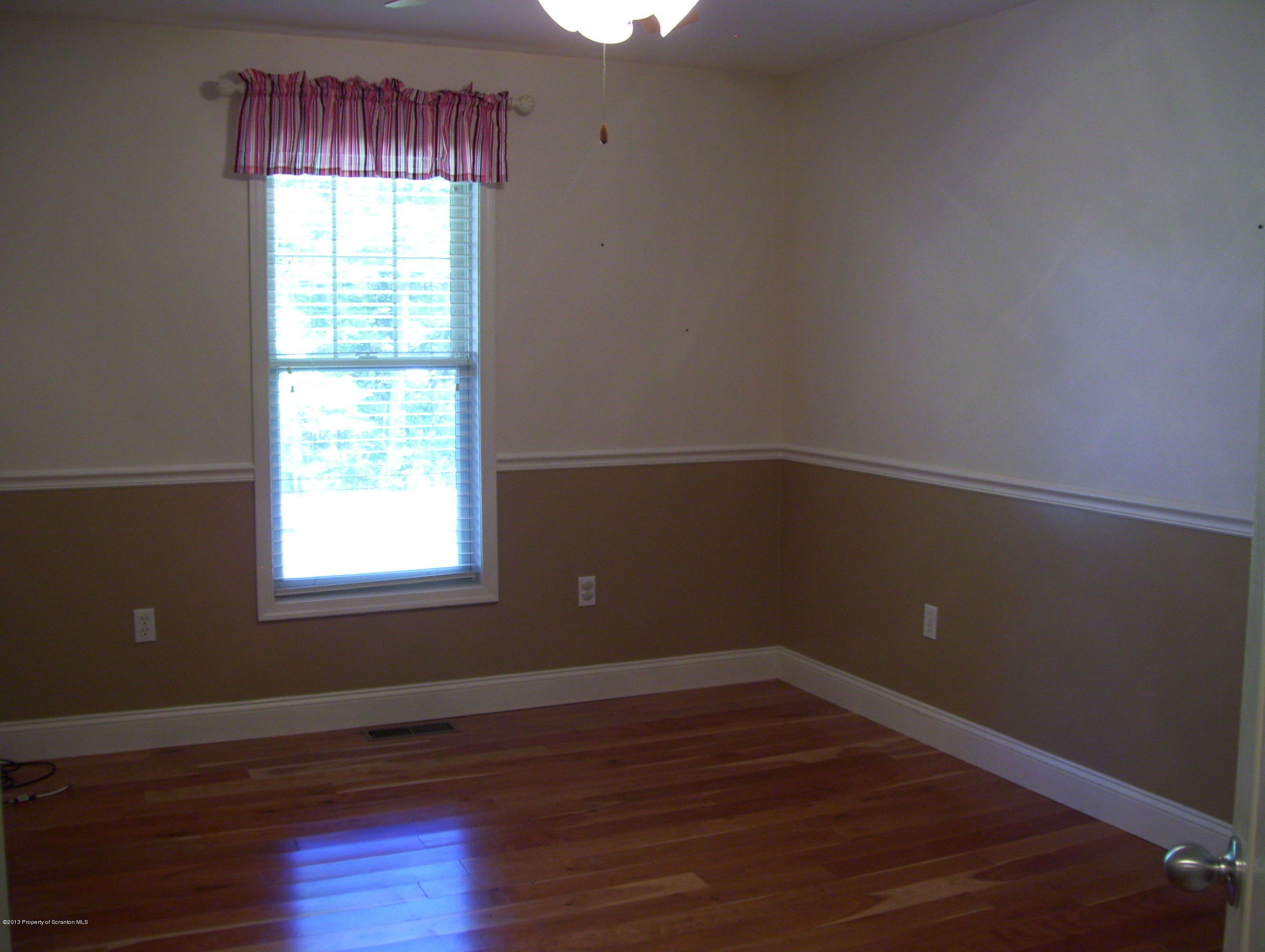 46 Little Lake Road Lake Ariel, PA 18436 - Photo 11 of 13 Gallery Image 11