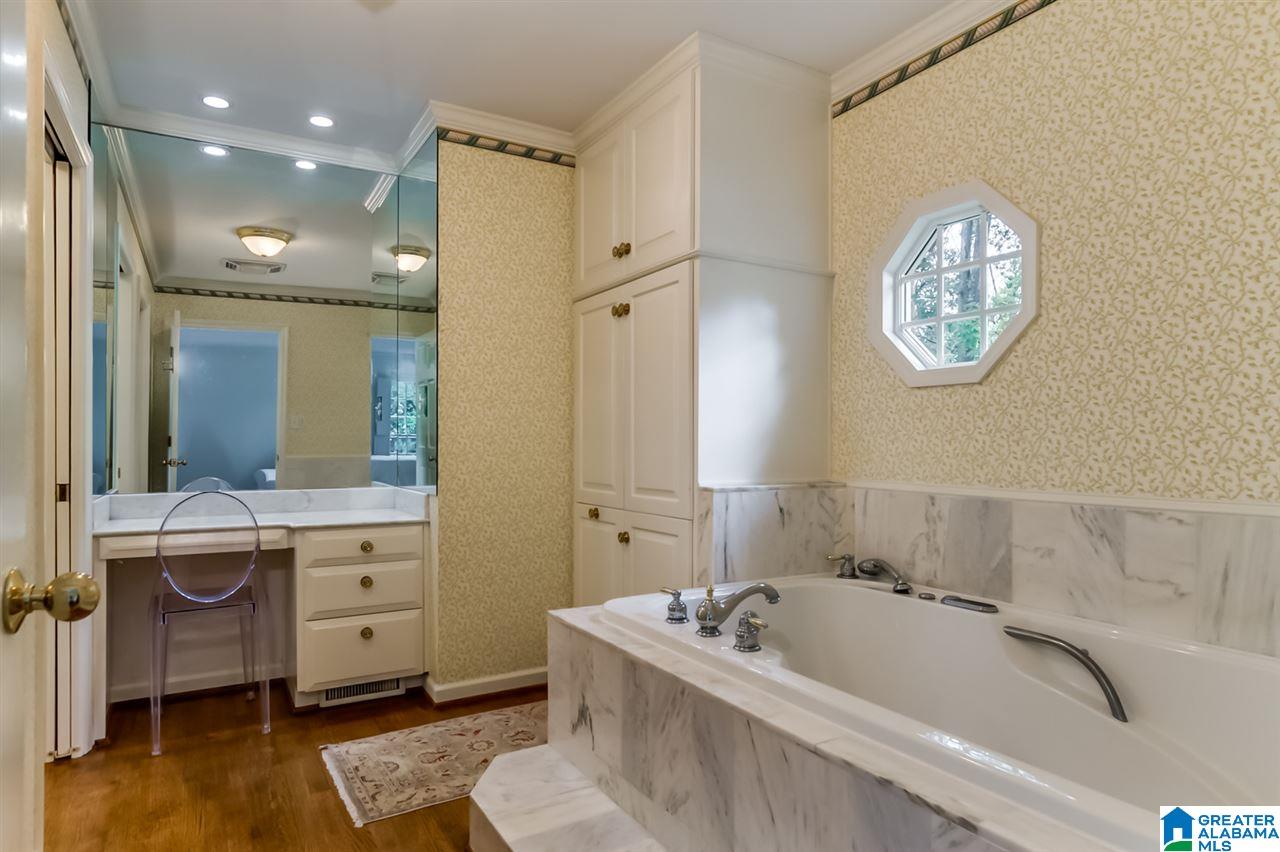 3215 East Briarcliff Road Birmingham, AL 35223 - Photo 31 of 50