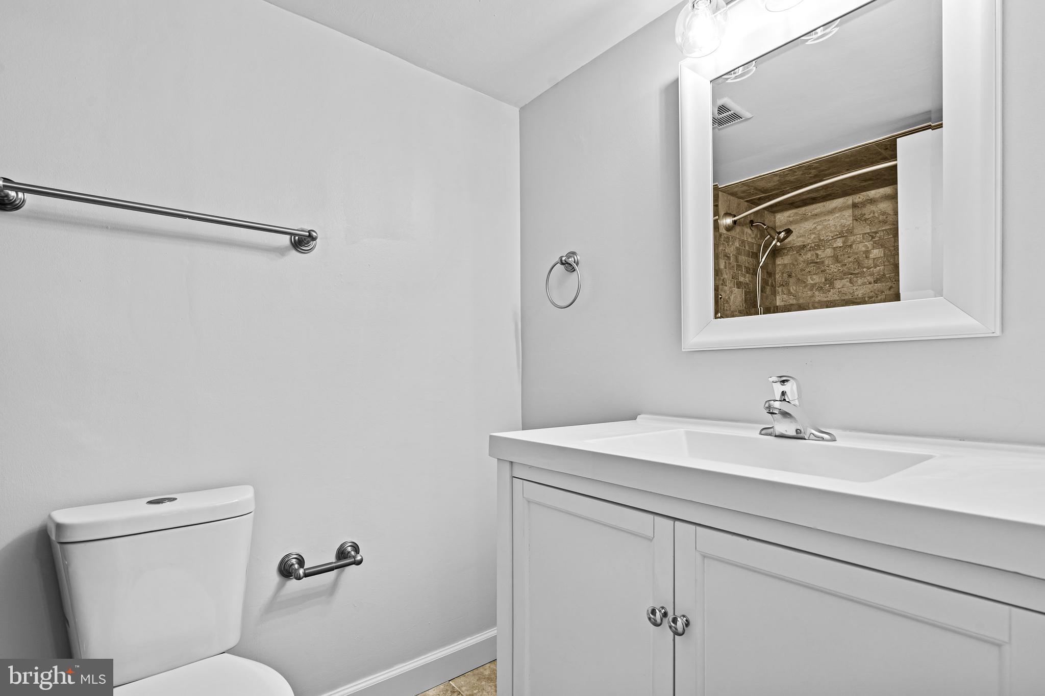5693 Harpers Farm Road, Unit D Columbia, MD 21044 - Photo 19 of 26 Master Bath