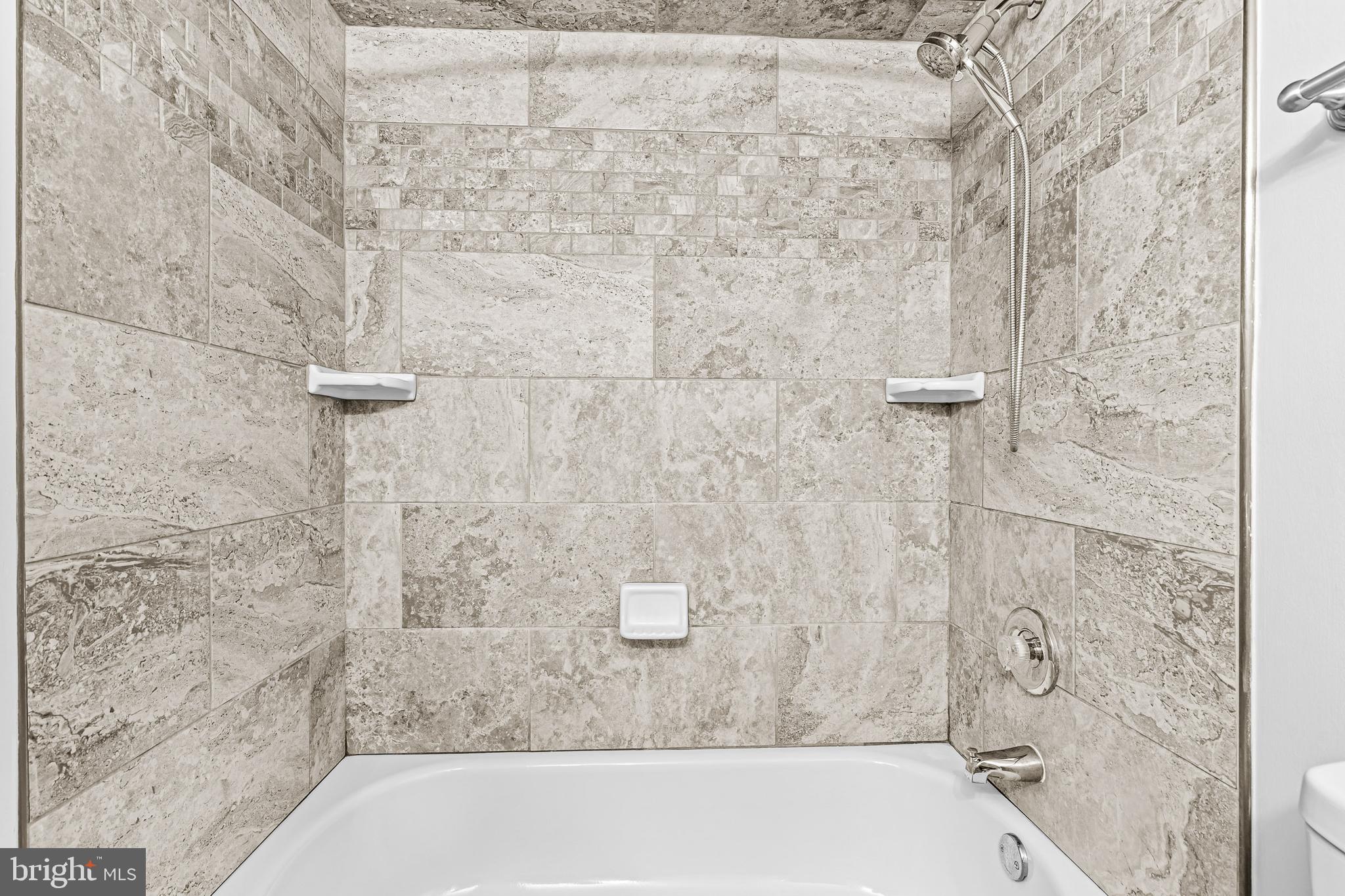 5693 Harpers Farm Road, Unit D Columbia, MD 21044 - Photo 20 of 26 Master Bath