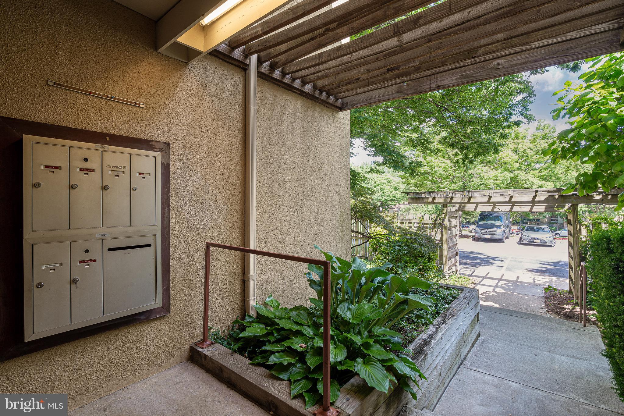 5693 Harpers Farm Road, Unit D Columbia, MD 21044 - Photo 2 of 26 Gallery Image 2