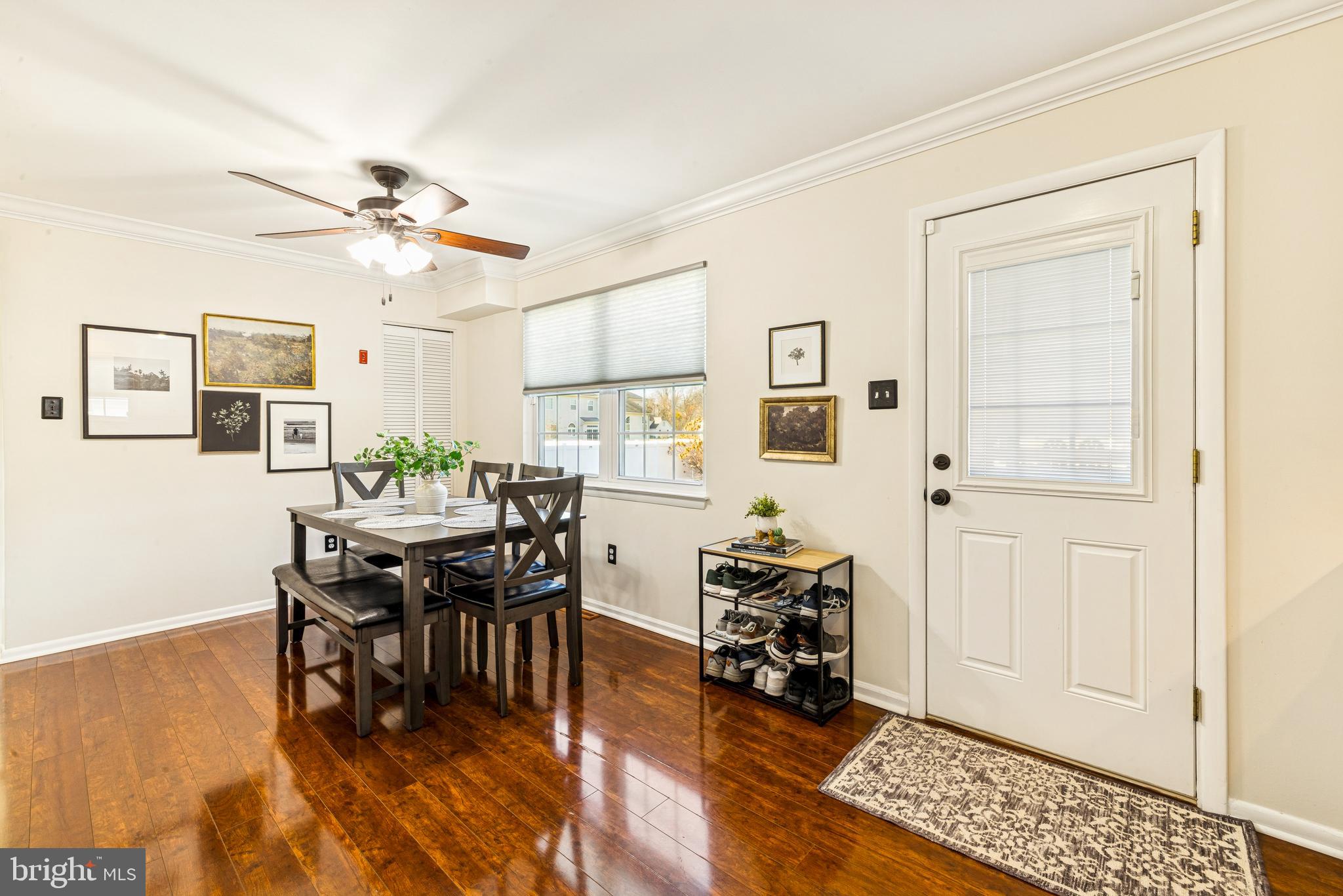 224 Hurffville Grenloch Road Sewell, NJ 08080 - Photo 10 of 23 a view of a livingroom with furniture and a dining table