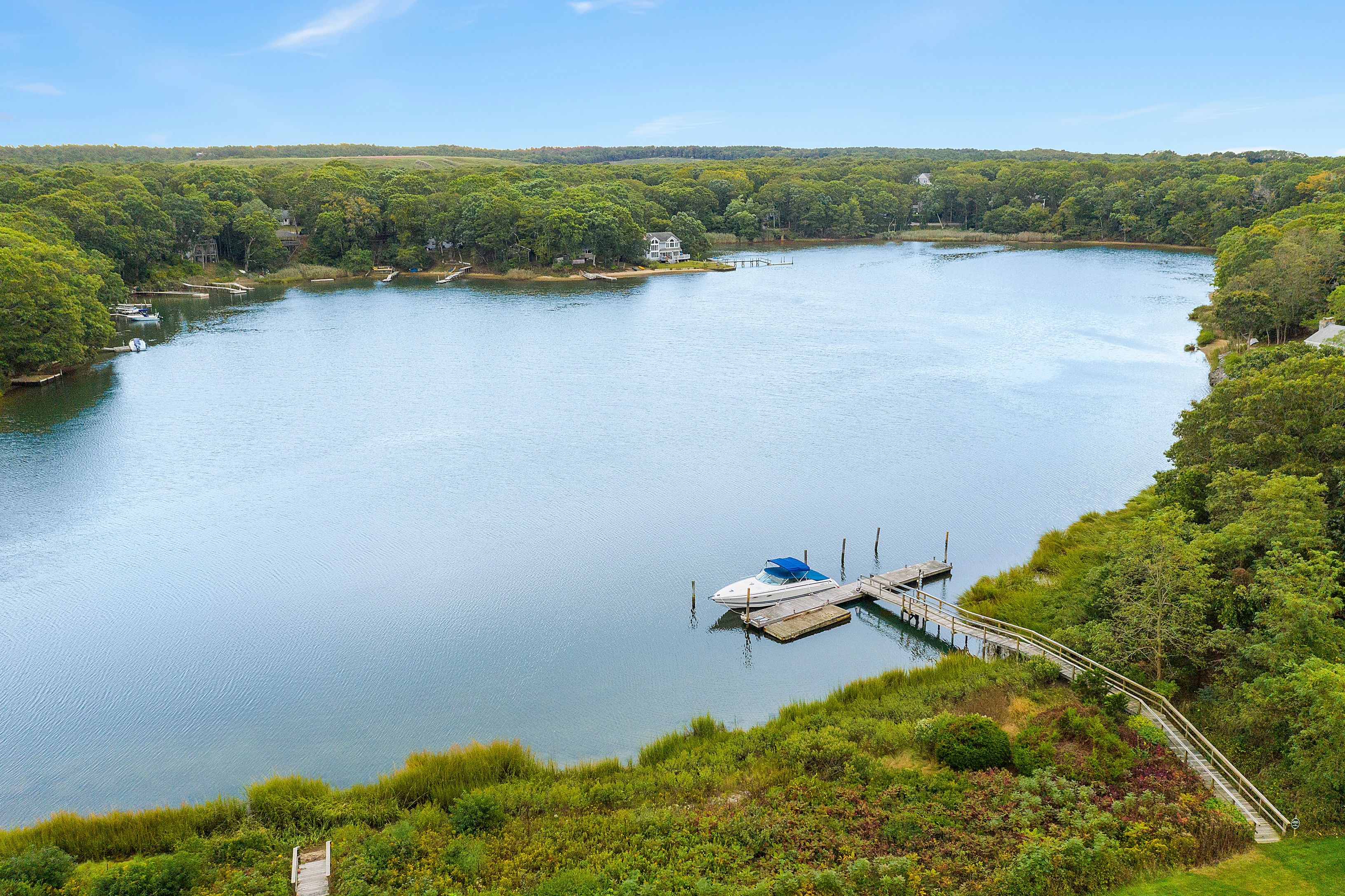 400 Noyack Road, Unit B2 Southampton, NY 11968 - Photo 4 of 15 Gallery Image 4