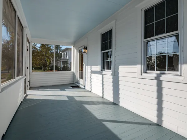 $3,800 | 97 Commerce Street, Clinton, CT 06413