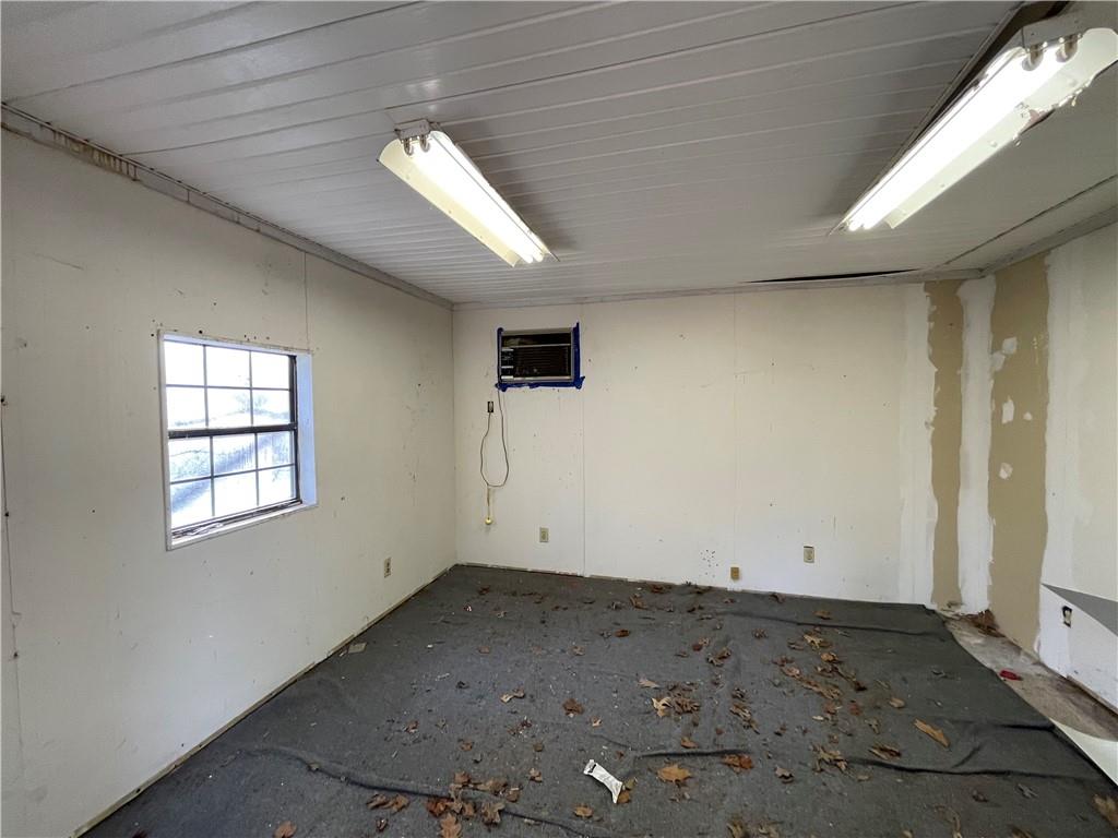 256 Robbie Lane Marietta, GA 30060 - Photo 17 of 17 an empty room with windows
