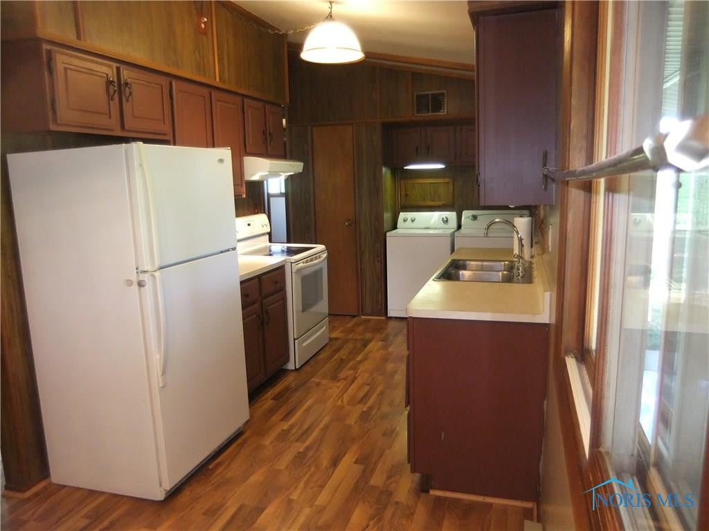 13835 Angola Road Swanton, OH 43558 - Photo 9 of 27 Gallery Image 9