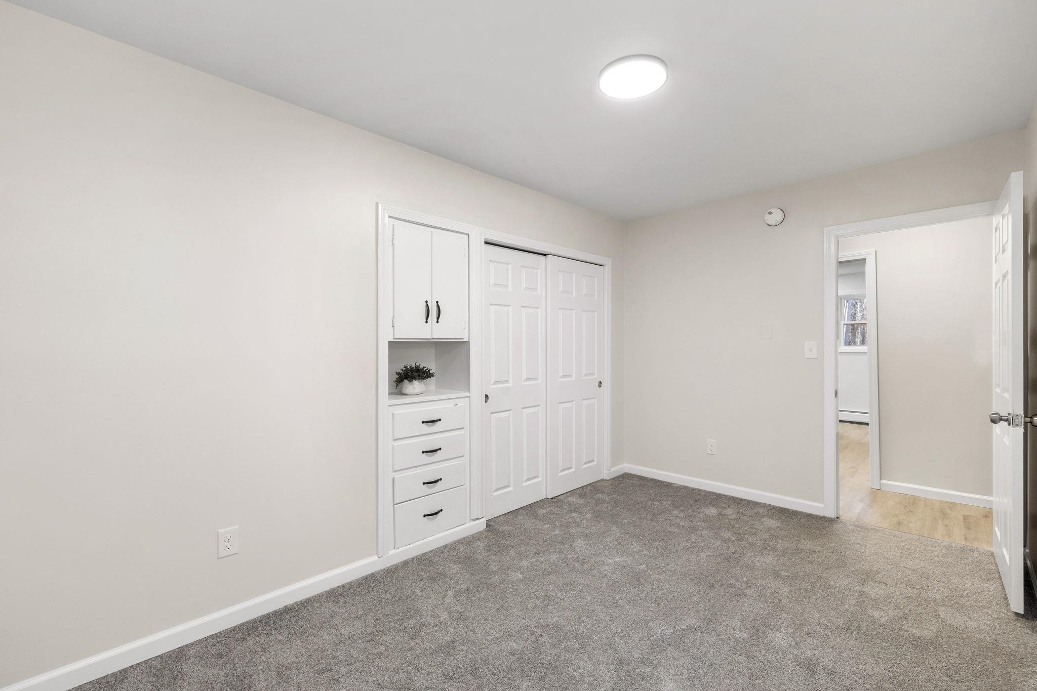 239 Old Dover Road Rochester, NH 03867 - Photo 19 of 51