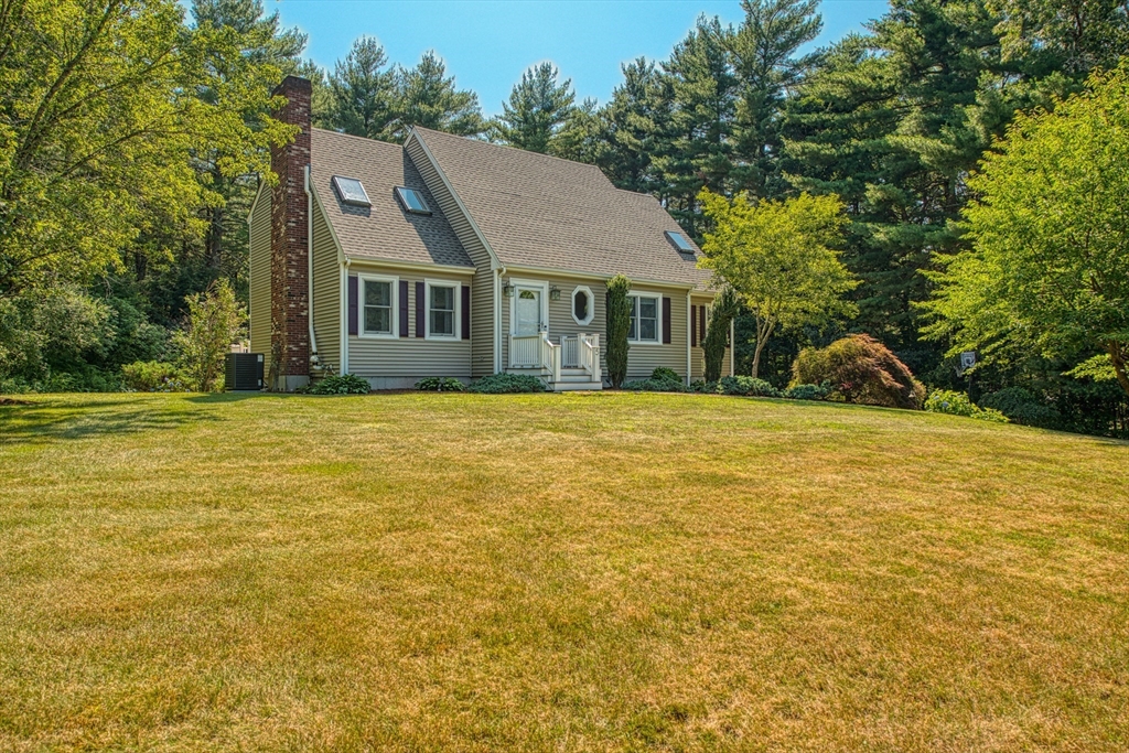 5 Daniel Road Lakeville, MA 02347 - Photo 1 of 41 Gallery Image 1