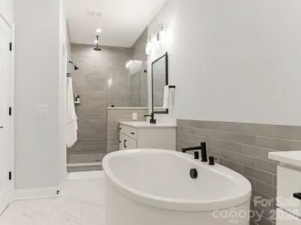 $1,060,000 | 2555 Deacon Avenue, Charlotte, NC 28204