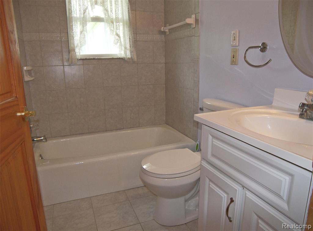 8540 North Clio Road Mount Morris, MI 48458 - Photo 19 of 31