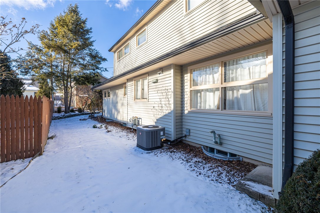 787 Corwin Road Brighton, NY 14610 - Photo 7 of 49