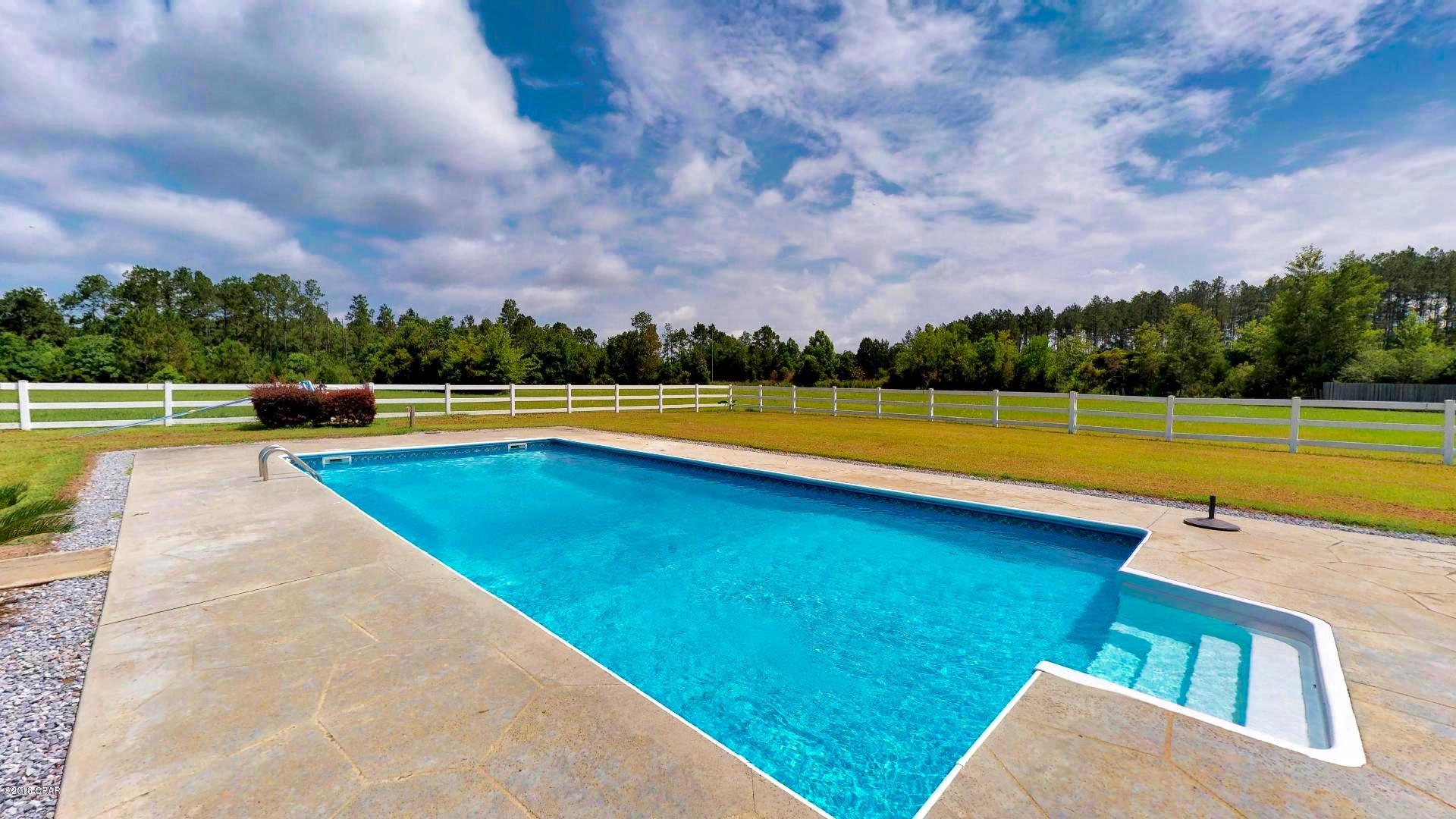 16596 Northeast Luke Holland Road Altha, FL 32421 - Photo 11 of 71 Gallery Image 11