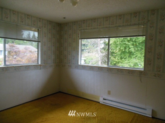 12810 Southeast 186th Street Renton, WA 98058 - Photo 16 of 22 Gallery Image 16